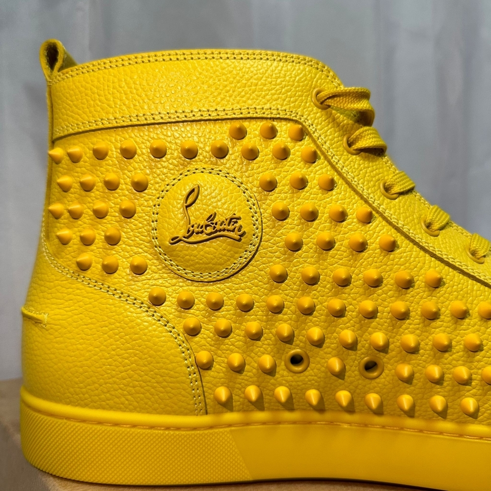 š„SOLDš„NWT CHRISTIAN LOUBOUTIN MEN'S LOUIS FLAT LEATHER SPIKE HIGH-TOP SNEAKERS - Picture 5 of 16